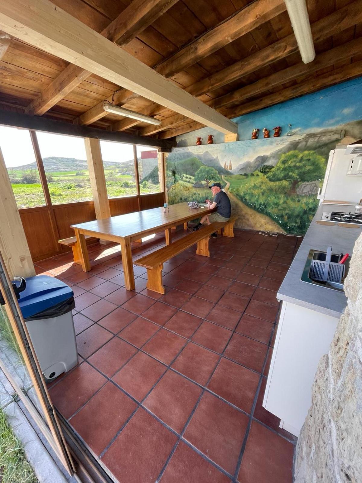Albergue El Alfar/Pilgrim Hostel Hornillos del Camino Exteriör bild